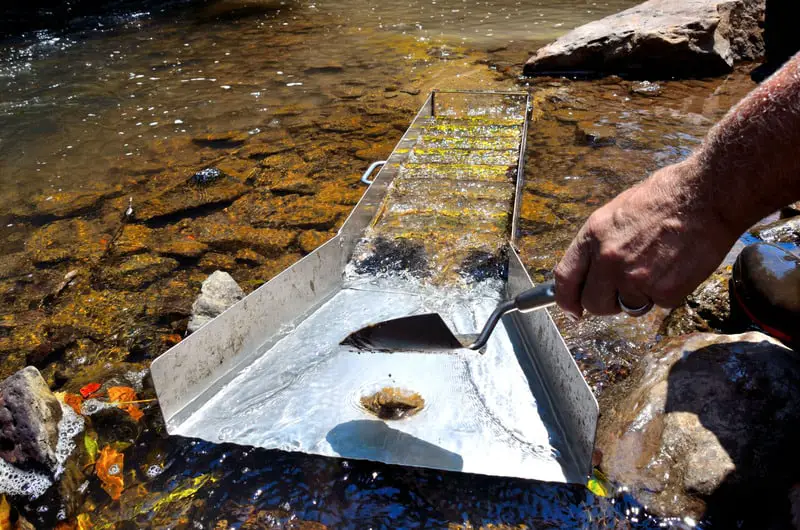 How To Set Up A Sluice Box